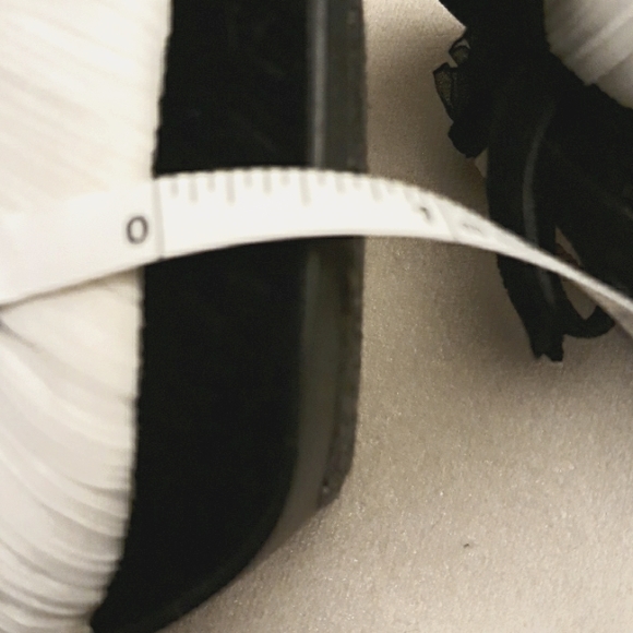 Gently Worn B/W Ruffle Trim Open-Toe Dress Shoe with platform  Shoe by Metaphor - Picture 12 of 16